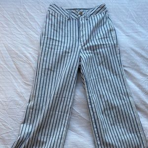 Stripped Jeans